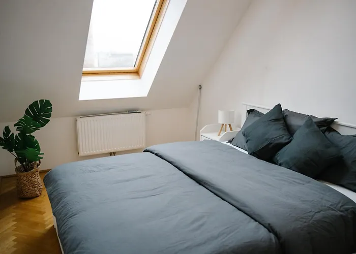110qm, 4 Bedrooms, Near Schoenbrunn - Axara Housing Osw 33 Apartment