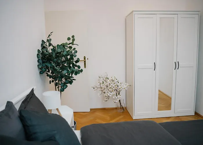 110qm, 4 Bedrooms, Near Schoenbrunn - Axara Housing Osw 33 Apartment Vienna